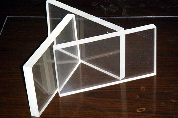 湛江铅玻璃板的透明度